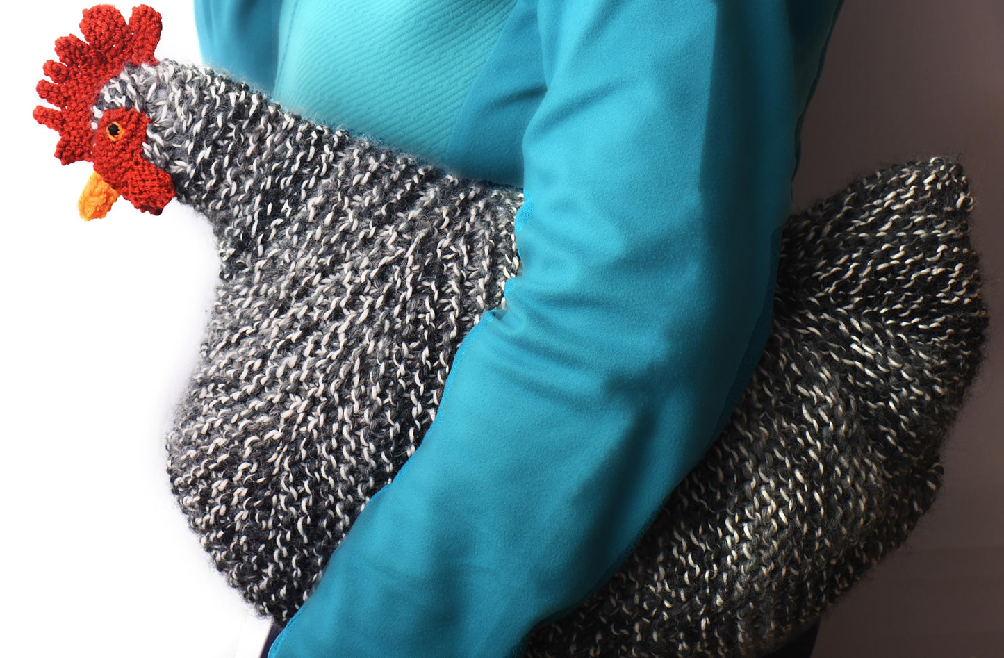Black & White Chicken Knitting Pattern