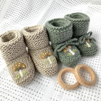Knitting Pattern for Baby Booties with Toadstool