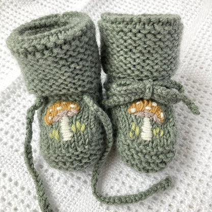Knitting Pattern for Baby Booties with Toadstool