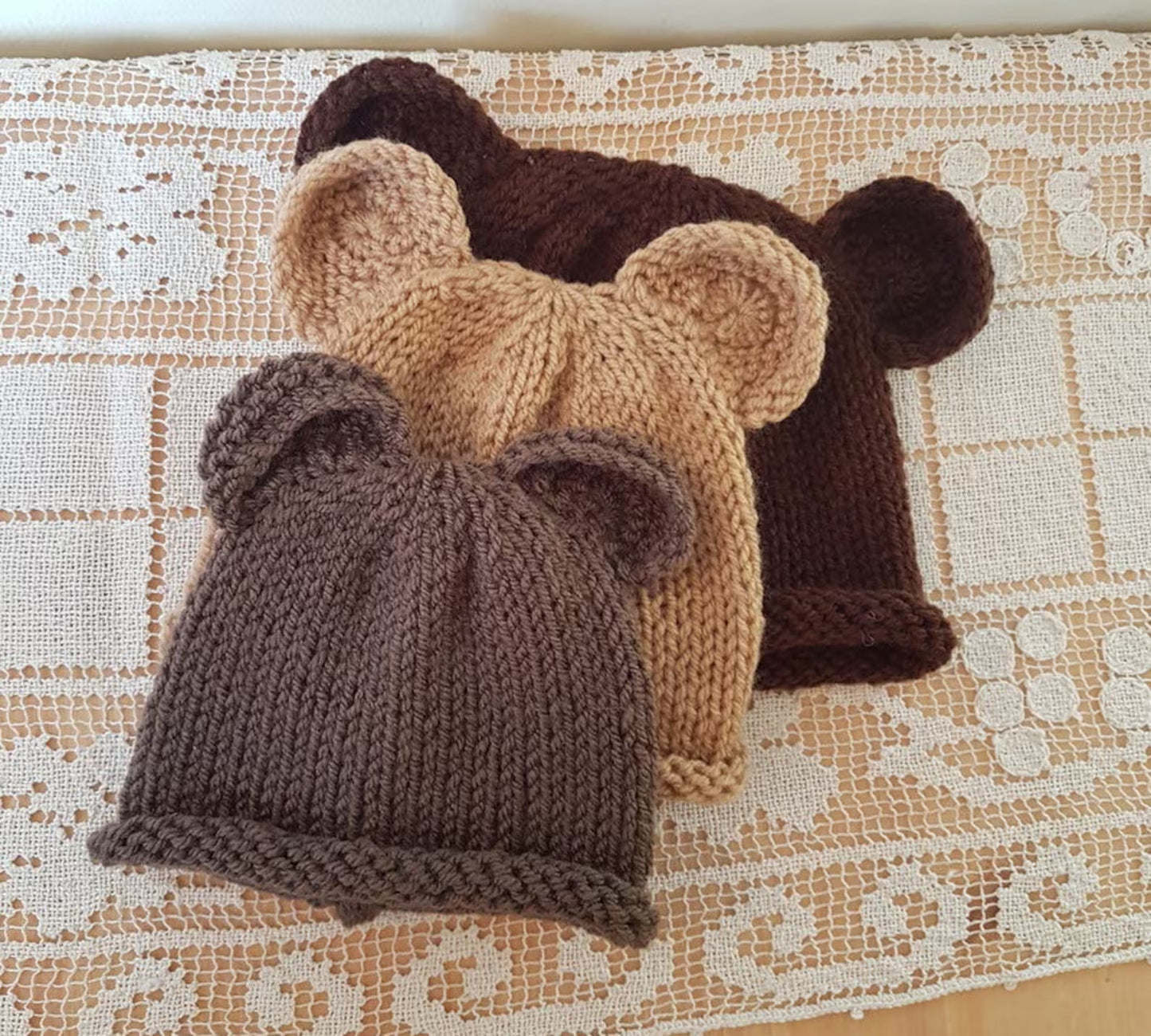 Easy Baby Bear Beanie Knitting Pattern