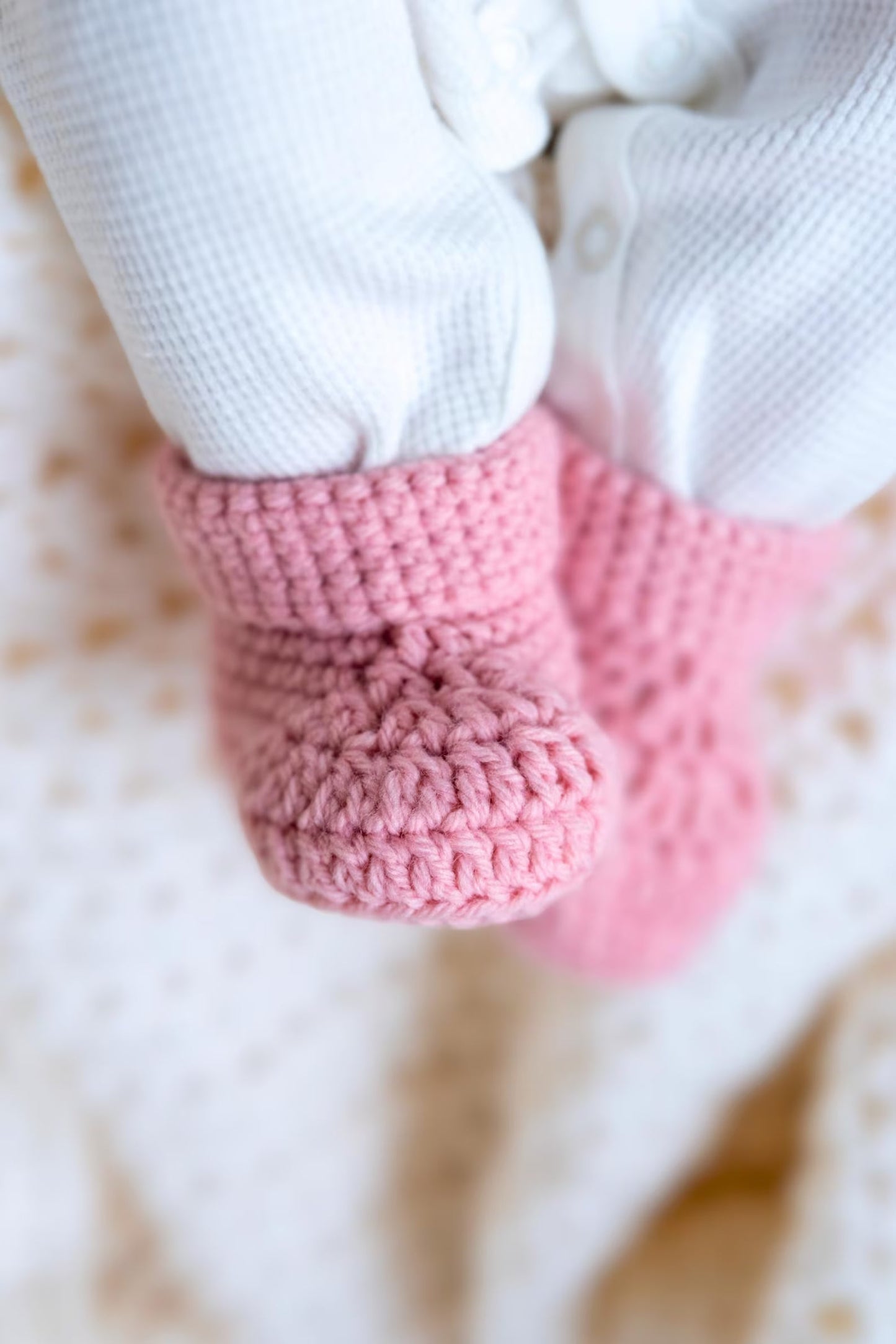 Easy Crochet Baby Bootie Pattern