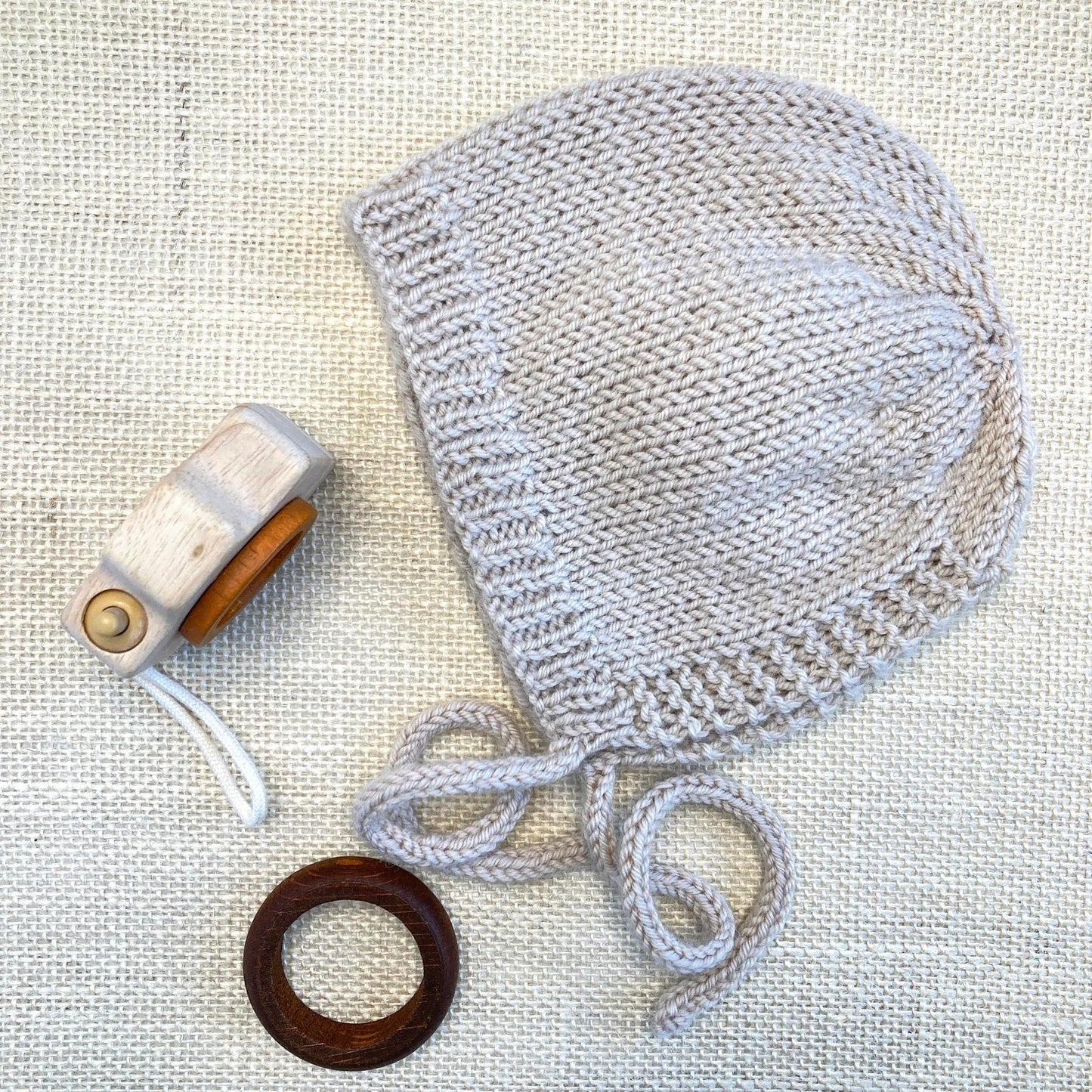 Easy Baby Bonnet Knitting Pattern