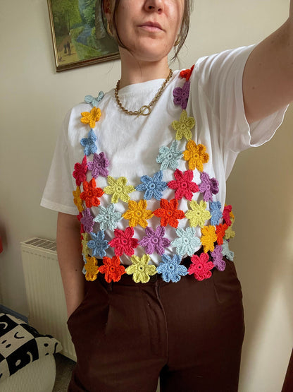Flower Motif Daisy Chain Top Crochet Pattern