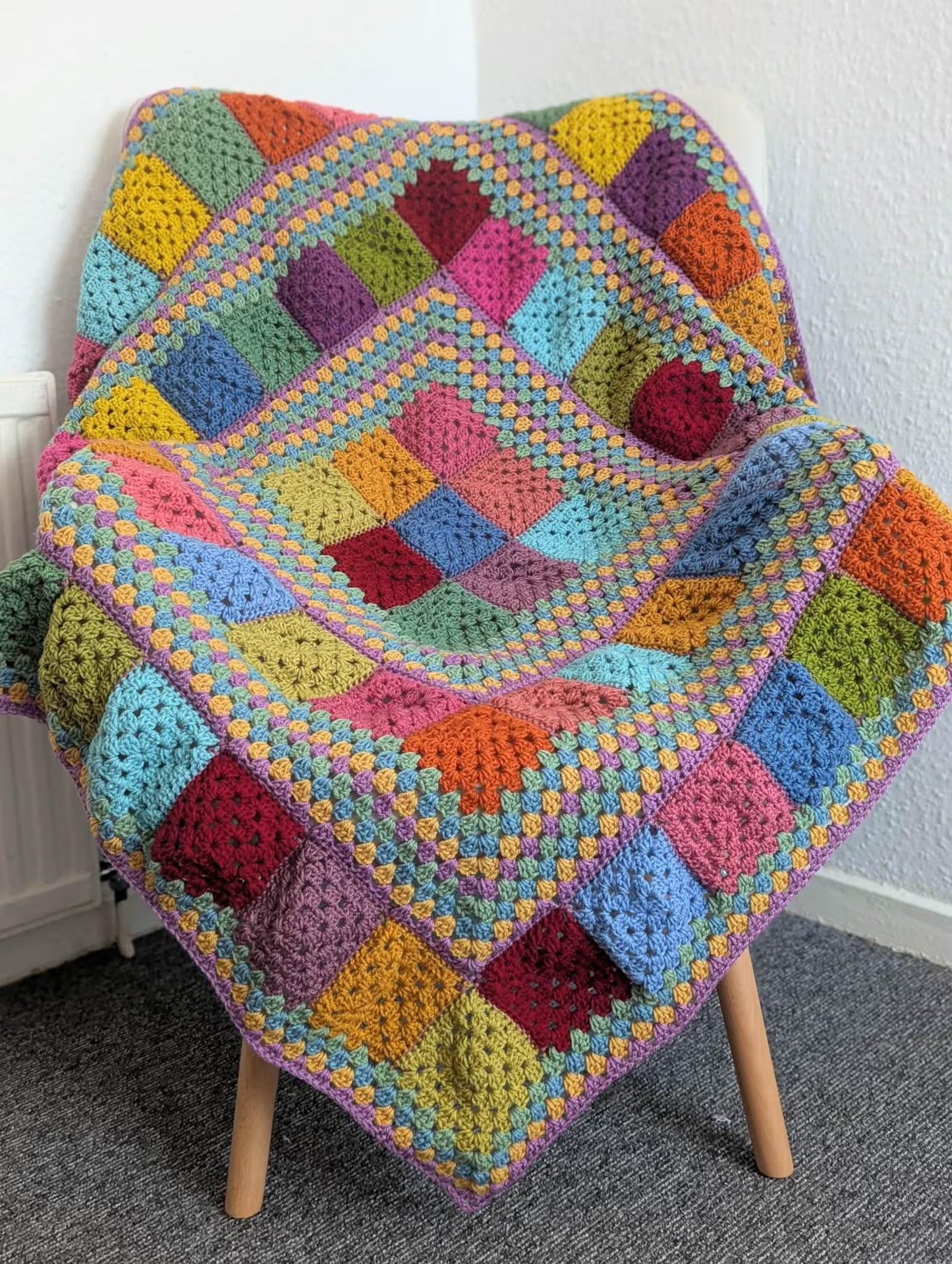 Layered Granny Square Blanket Crochet Pattern