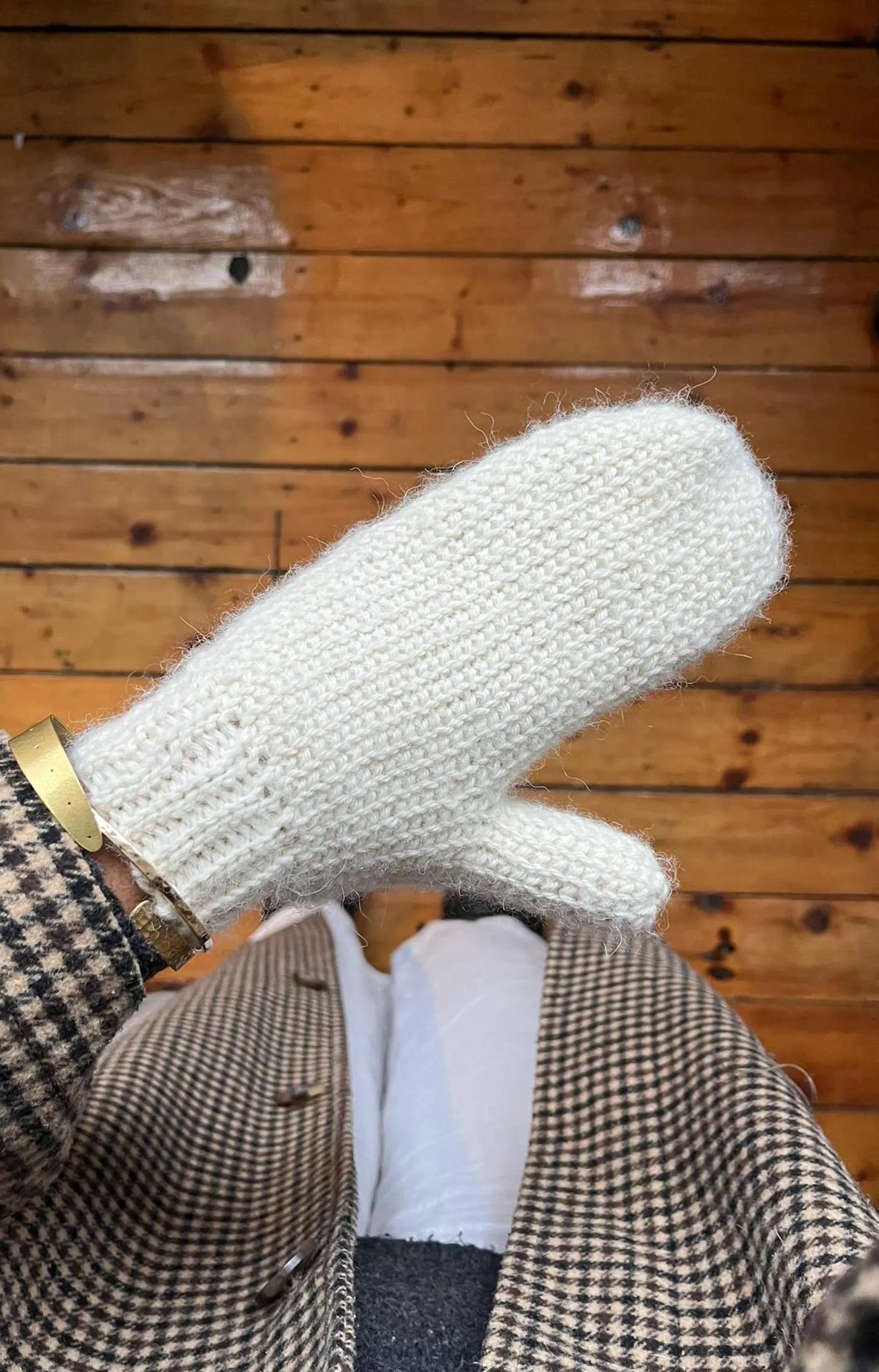 The Matilda Mittens Crochet Pattern