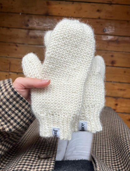 The Matilda Mittens Crochet Pattern