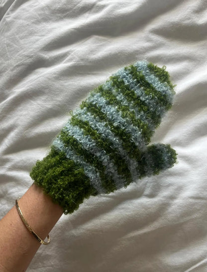 The Matilda Mittens Crochet Pattern
