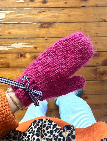 The Matilda Mittens Crochet Pattern