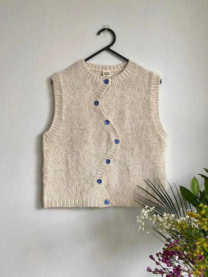 Peony Vest Knitting Pattern