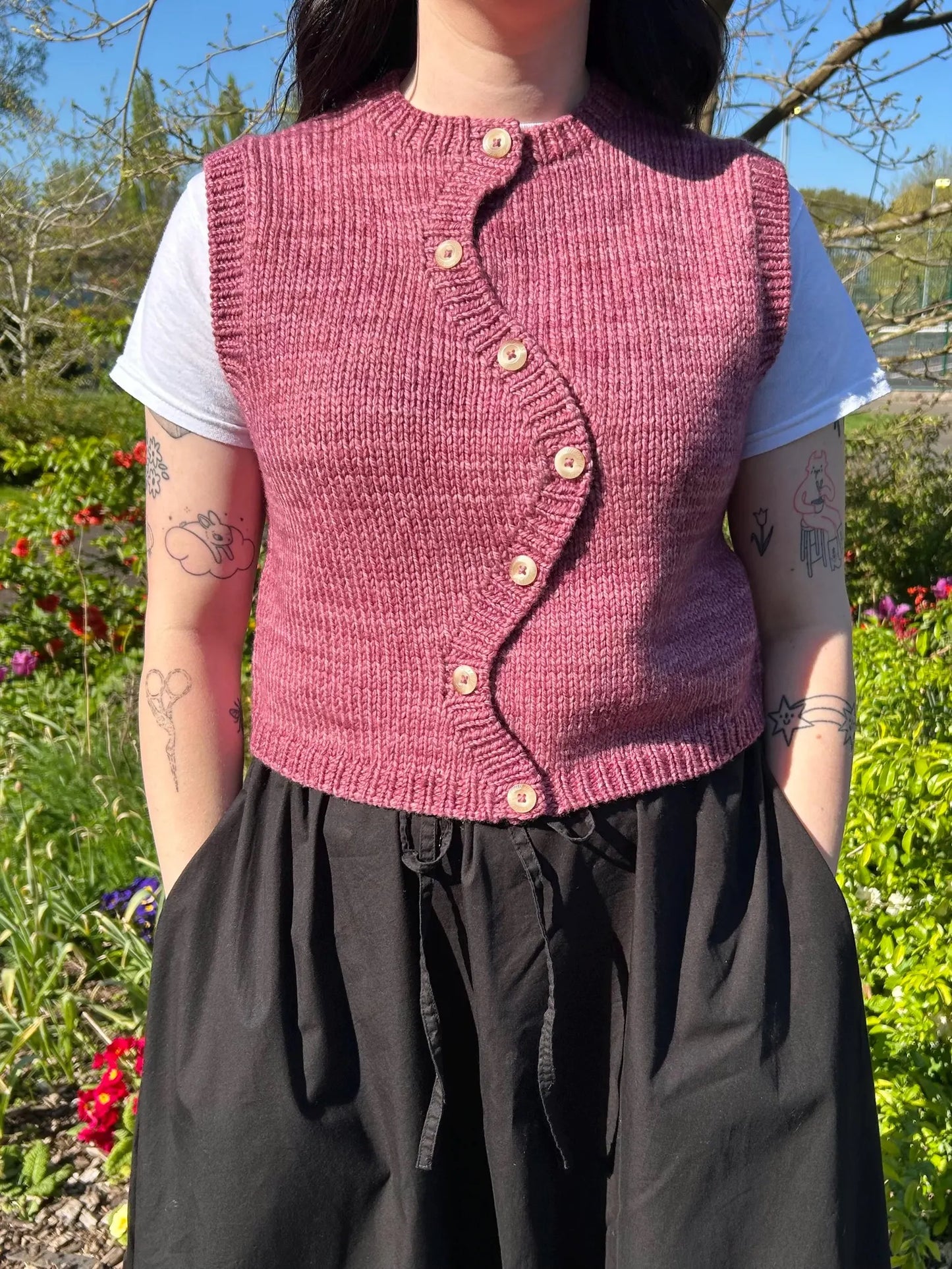 Peony Vest Knitting Pattern