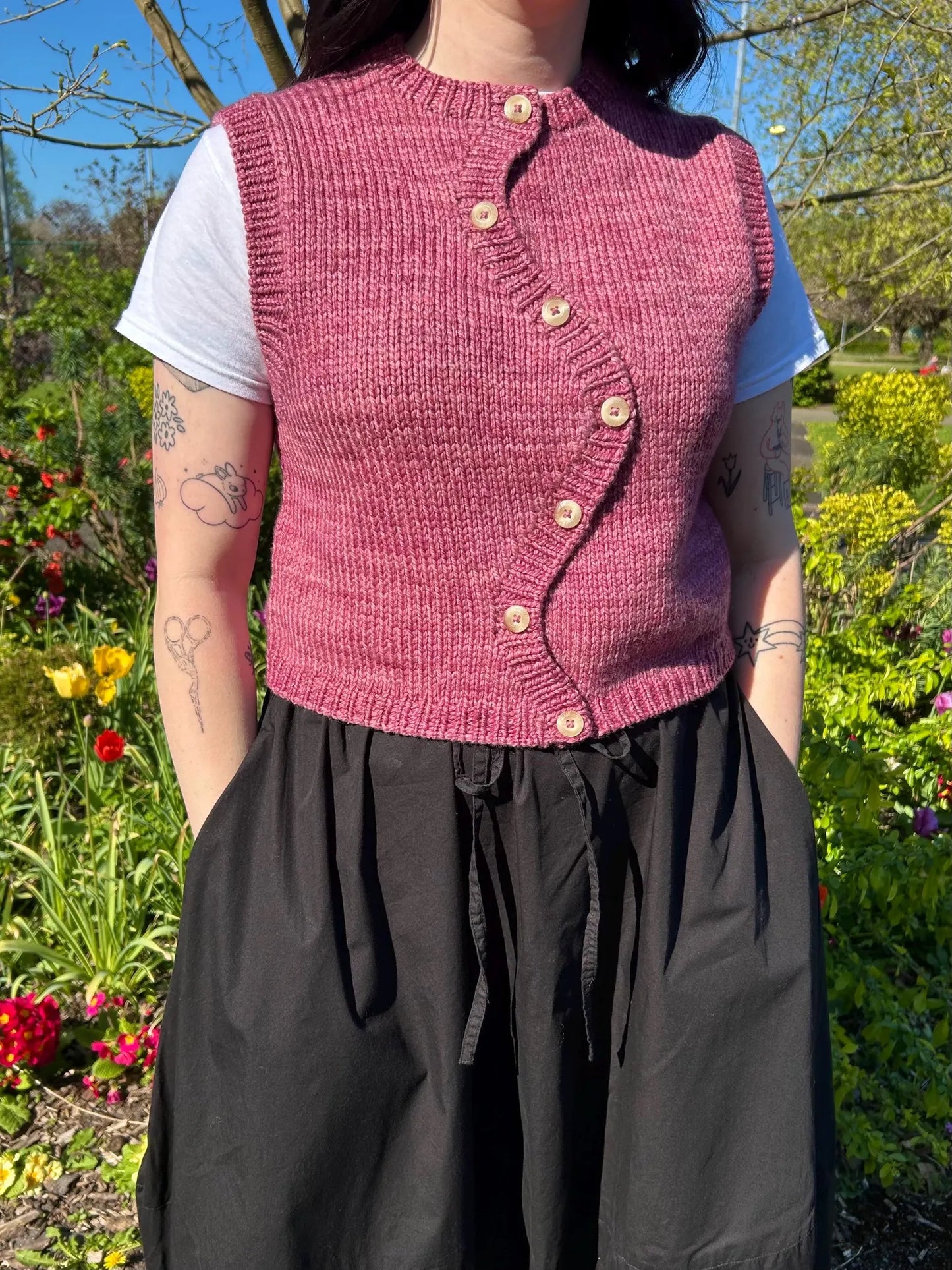 Peony Vest Knitting Pattern