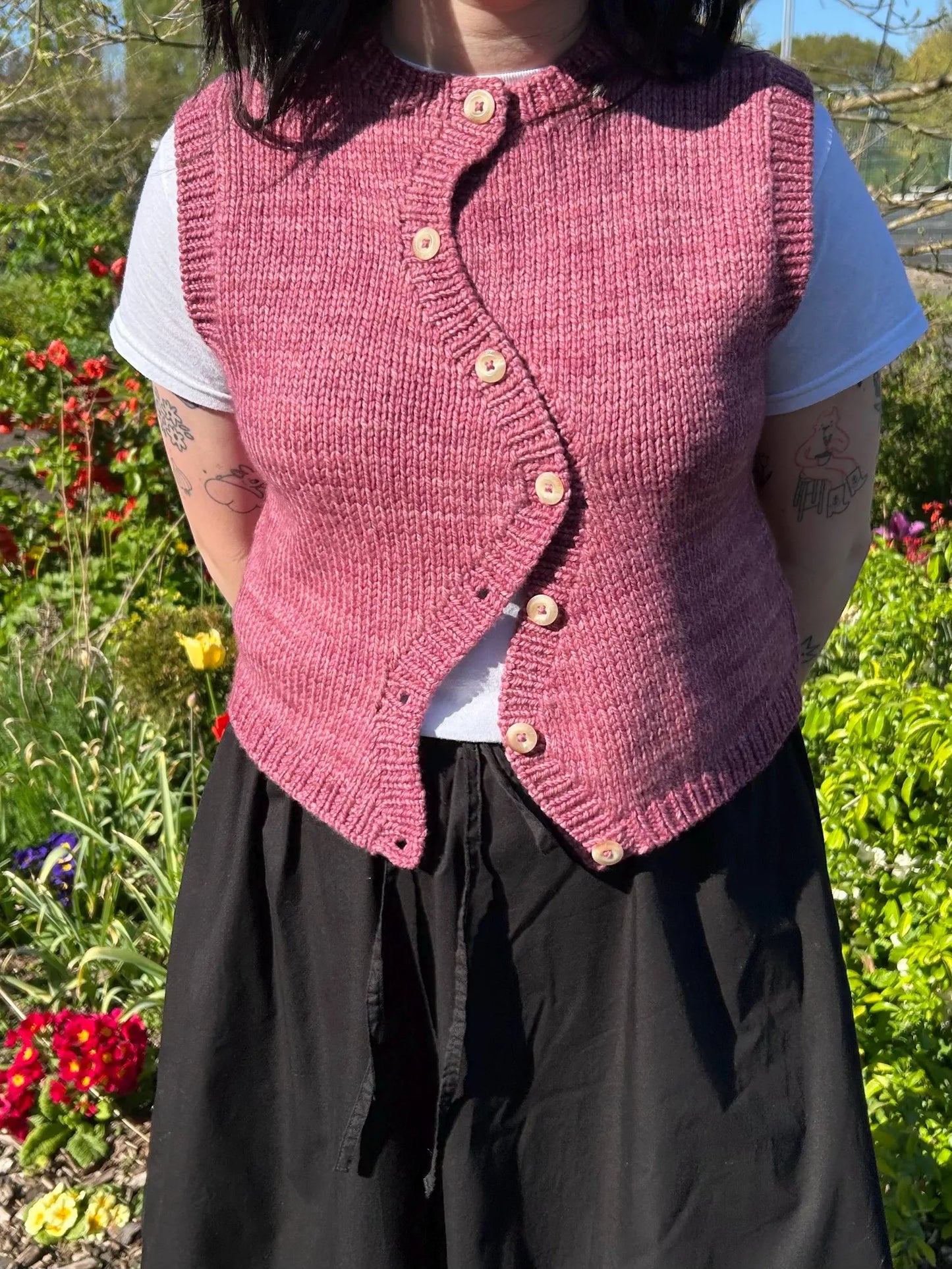 Peony Vest Knitting Pattern