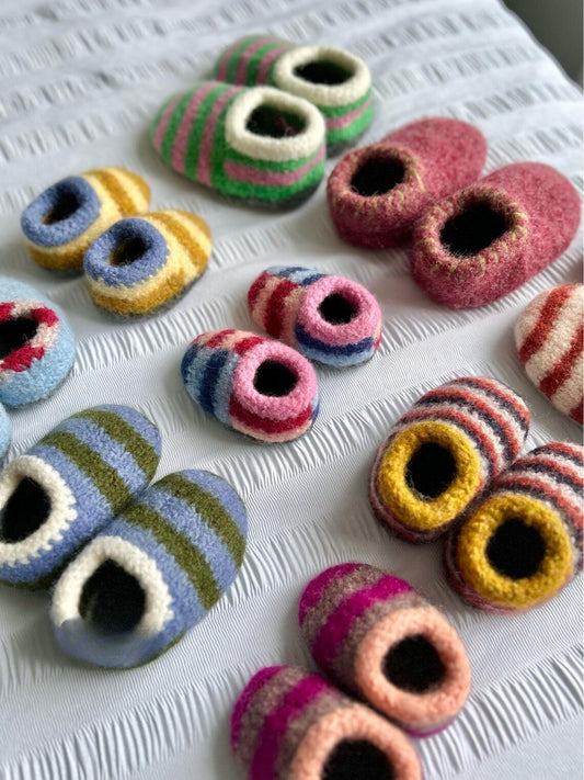 Sailor Slippers Junior Knitting Pattern