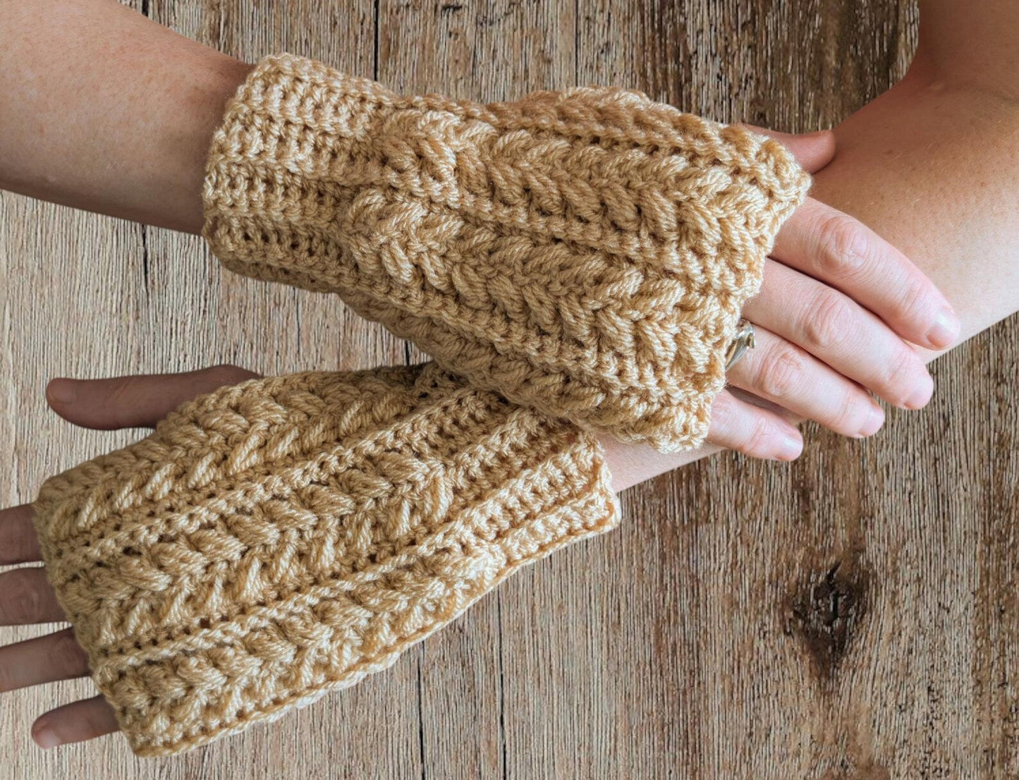 Wrist Hand Warmers Crochet Pattern