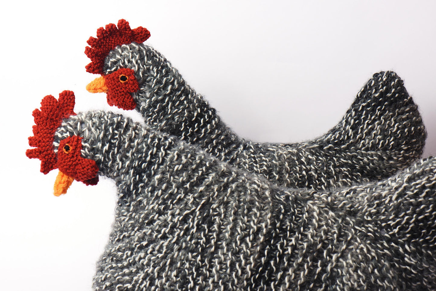Black & White Chicken Knitting Pattern