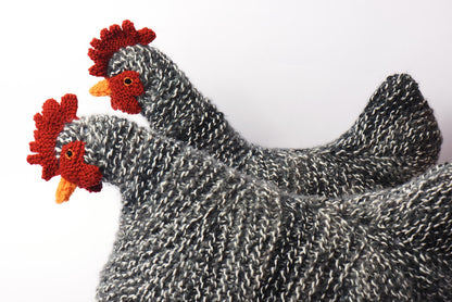 Black & White Chicken Knitting Pattern